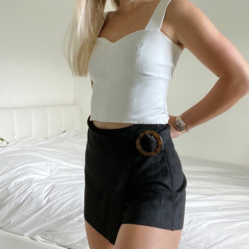 Skort - Picture 3 of 3